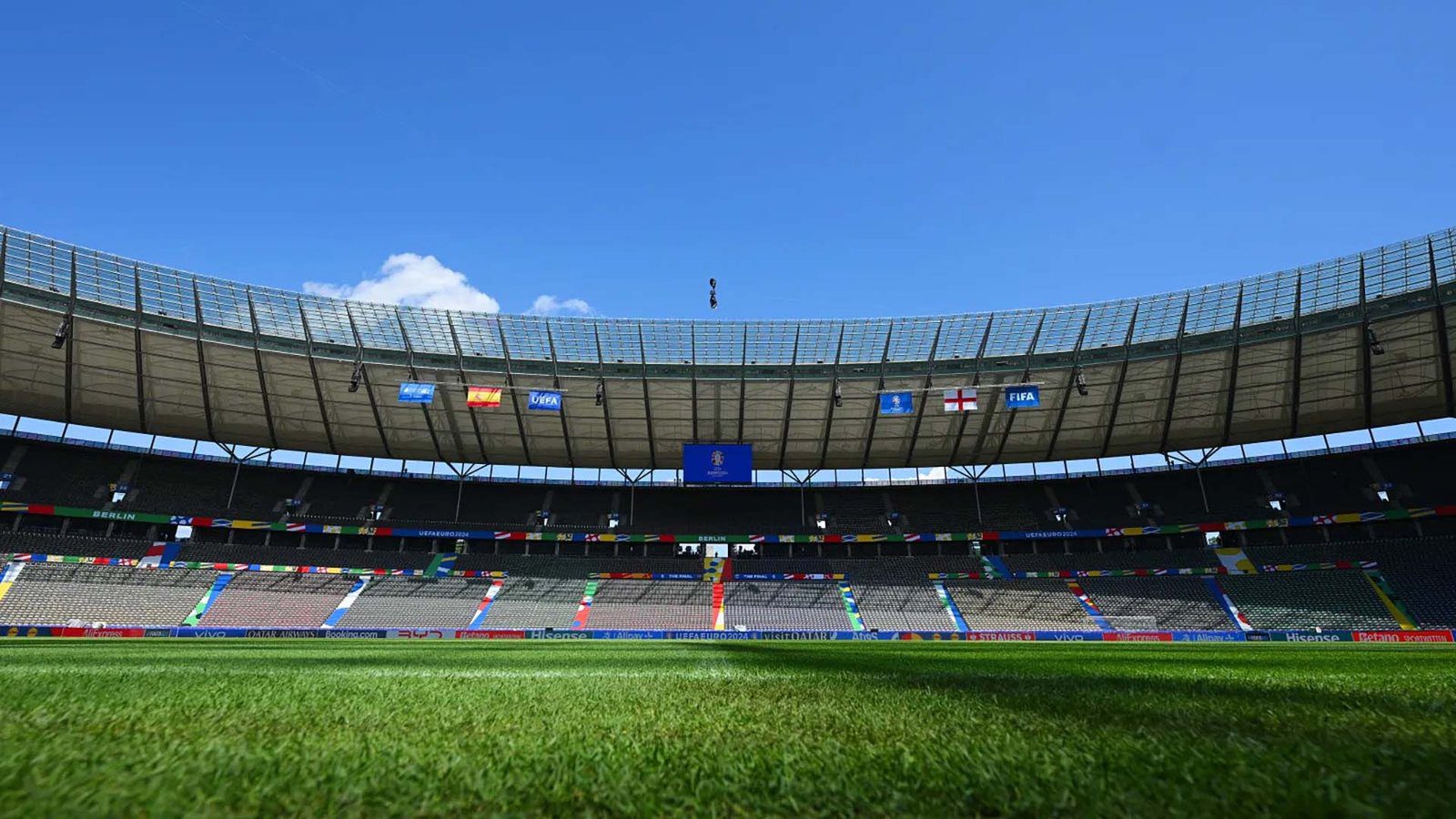 Olympiastadion Berlin von der UEFA für Qualität des Rasens der EURO 2024 ausgezeichnet