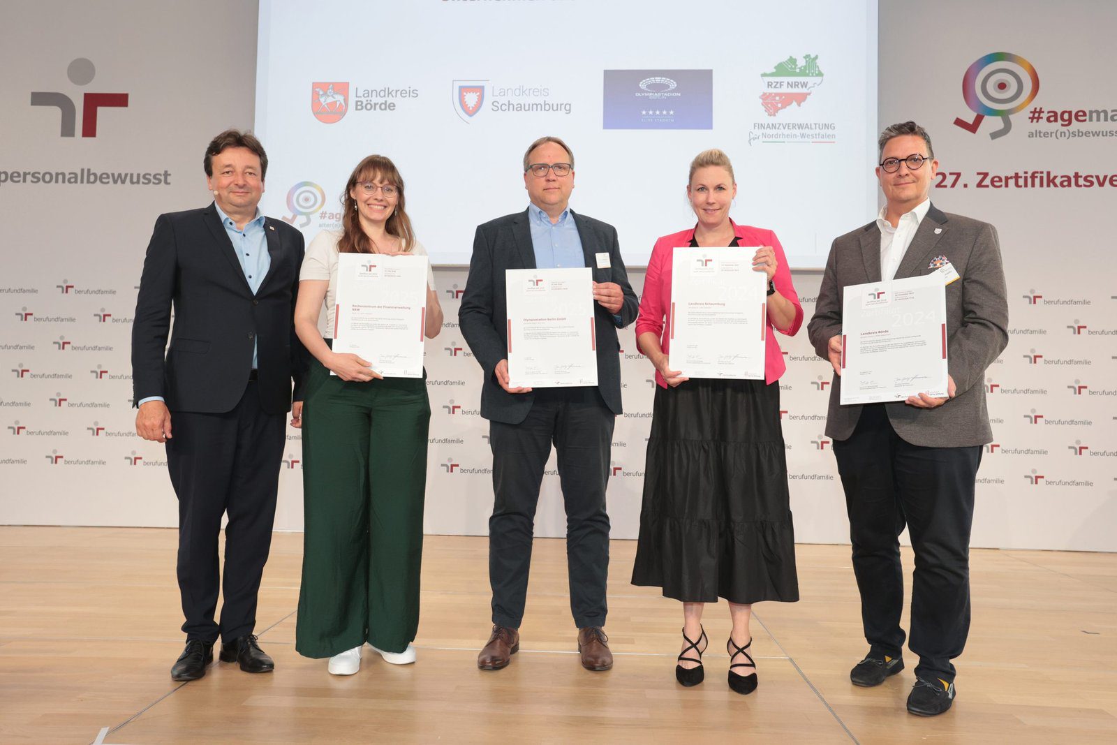 Olympiastadion Berlin GmbH erneut für Beruf und Familie zertifiziert