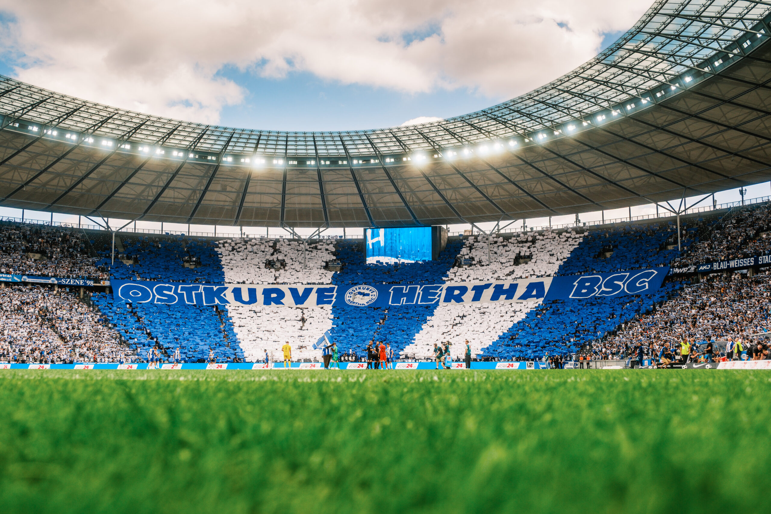 NEU: Spieltagsführung vor Heimspielen von Hertha BSC im Olympiastadion Berlin