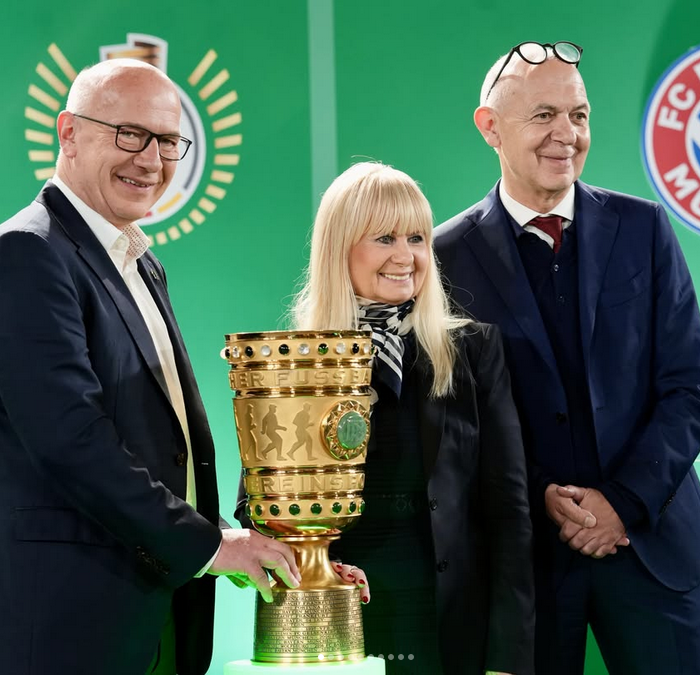 Cup Handover