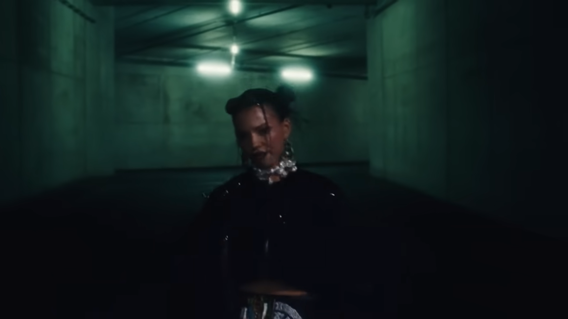 Nina Chuba - "Fata Morgana" (Musik Video) ©