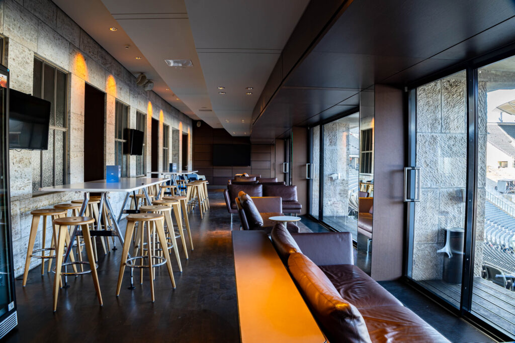 Executive Club D