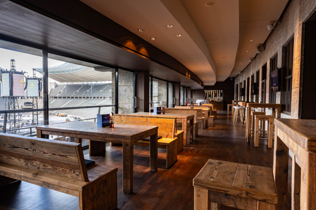 Executive Club P